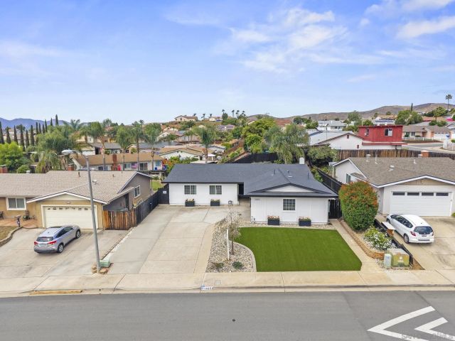 10252 Santana Street, Santee, CA 92071