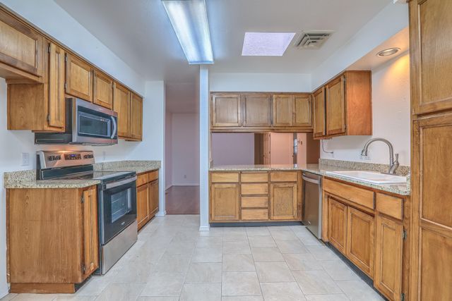 3343 ESPLANADE Circle SE, Rio Rancho, NM 87124