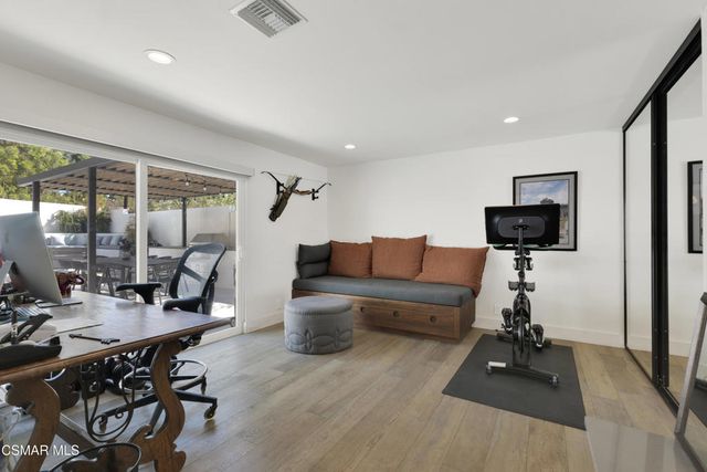 4500 Stark Avenue, Woodland Hills, CA 91364