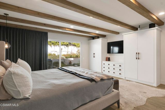 4500 Stark Avenue, Woodland Hills, CA 91364