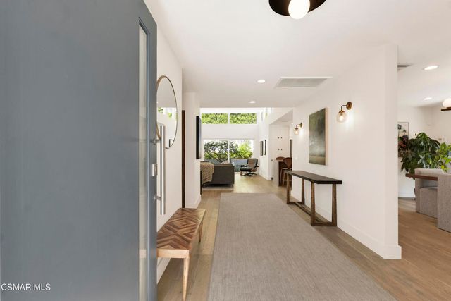 4500 Stark Avenue, Woodland Hills, CA 91364