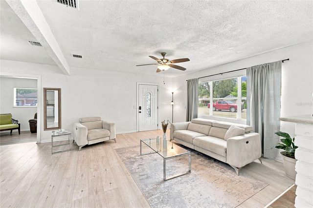 4015 RIVER HILLS DRIVE, Tampa, FL 33617