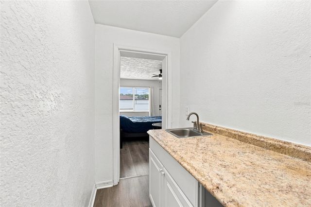 4015 RIVER HILLS DRIVE, Tampa, FL 33617