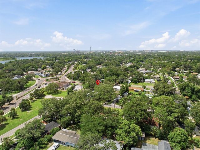 4015 RIVER HILLS DRIVE, Tampa, FL 33617