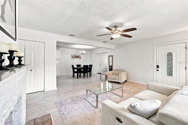 4015 RIVER HILLS DRIVE, Tampa, FL 33617