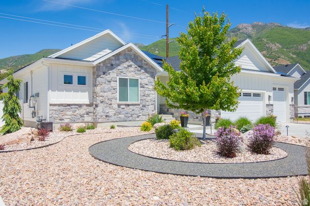 2288 E PARKSIDE CIR, South Ogden, UT 84403