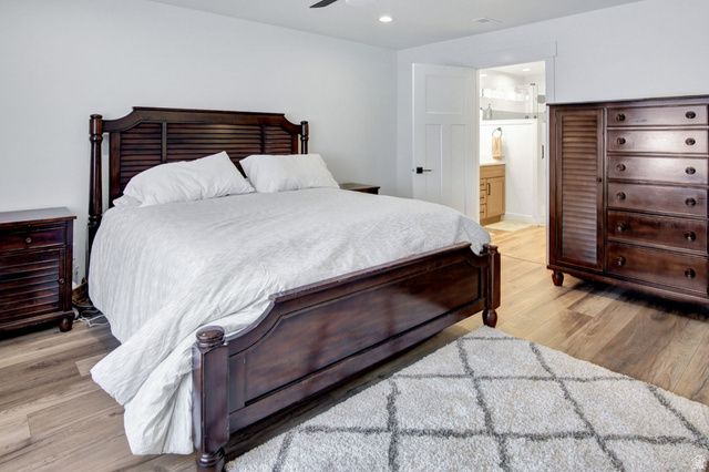 2288 E PARKSIDE CIR, South Ogden, UT 84403