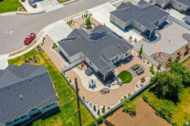 2288 E PARKSIDE CIR, South Ogden, UT 84403