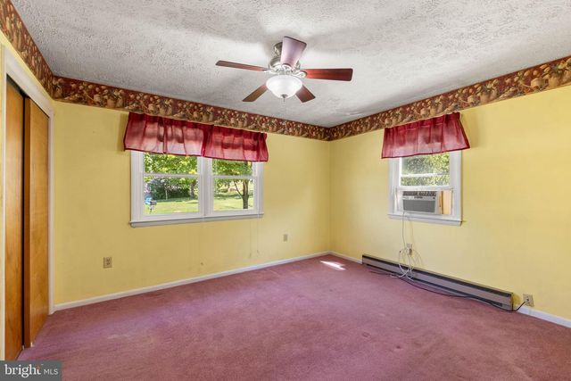 238 INDIAN SPRING RD, Woodstock, VA 22664