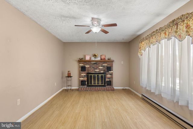 238 INDIAN SPRING RD, Woodstock, VA 22664