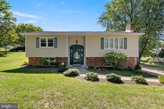 238 INDIAN SPRING RD, Woodstock, VA 22664