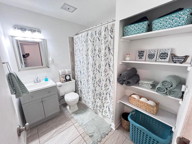 7025 Olentangy Lane, Newtown, OH 45244