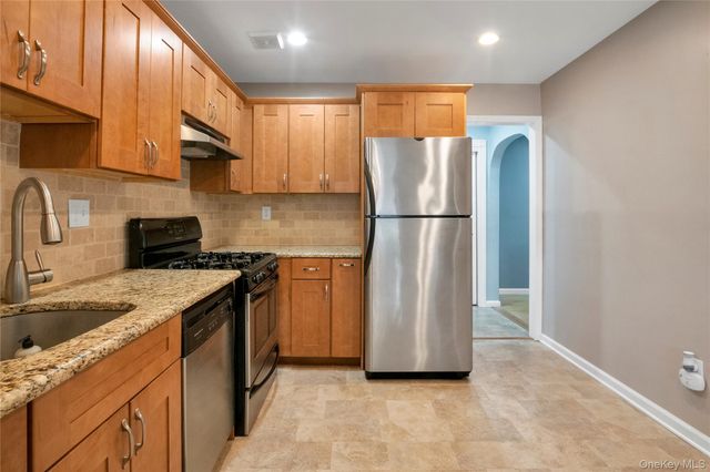 360 Skyline Drive, Pomona, NY 10970