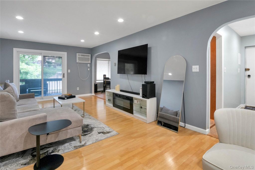 360 Skyline Drive, Pomona, NY 10970