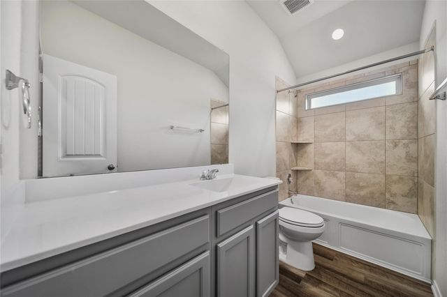 9414 Summer River Drive, Richmond, TX 77406