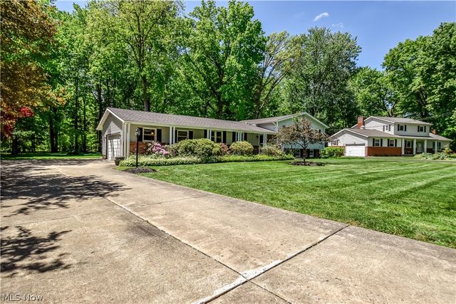 9412 Beaver Creek Drive, Mentor, OH 44060
