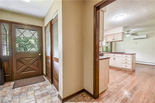 9412 Beaver Creek Drive, Mentor, OH 44060