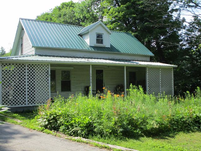 1950 N. Main Street, Londonderry, VT 05148
