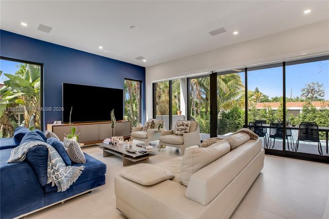 8826 Froude Ave, Surfside, FL 33154