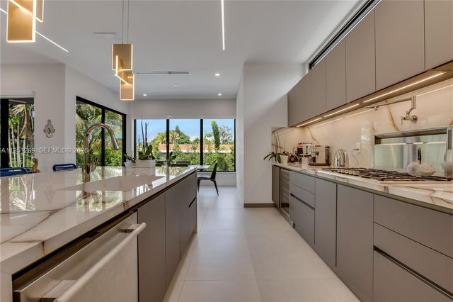 8826 Froude Ave, Surfside, FL 33154