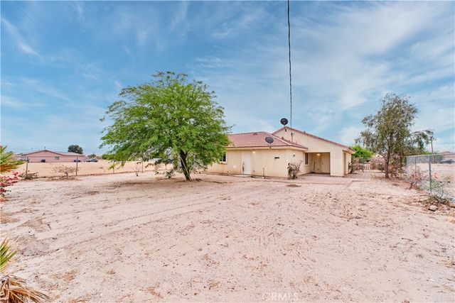 1286 Arctic Avenue, Thermal, CA 92274