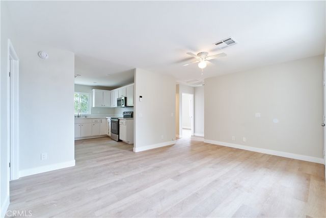 1286 Arctic Avenue, Thermal, CA 92274