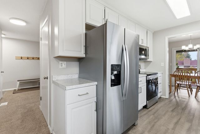 8328 N CAROLINA Way, Spokane, WA 99208