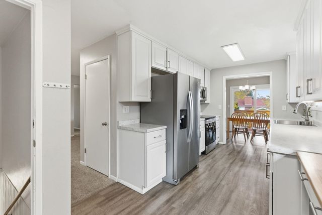 8328 N CAROLINA Way, Spokane, WA 99208