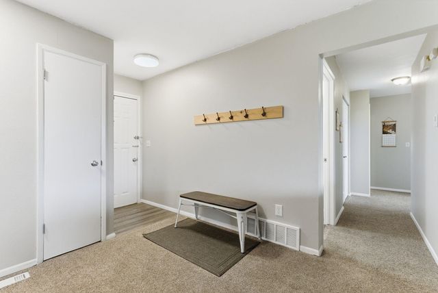 8328 N CAROLINA Way, Spokane, WA 99208