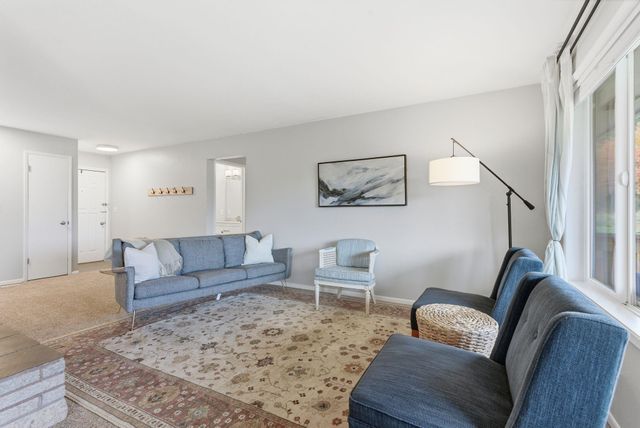 8328 N CAROLINA Way, Spokane, WA 99208