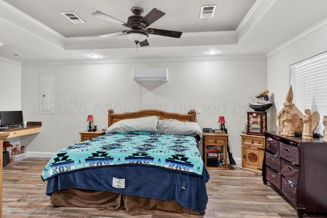 104 S Vine Street, Claude, TX 79019