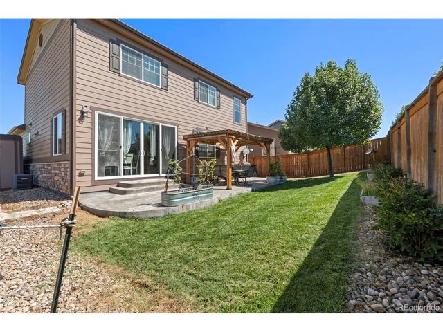 25526 E Maple Ave, Aurora, CO 80018