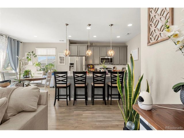 25526 E Maple Ave, Aurora, CO 80018