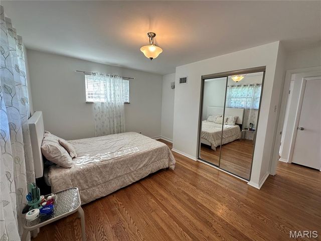 333 Pentonville Drive, Unincorporated, MO 63125