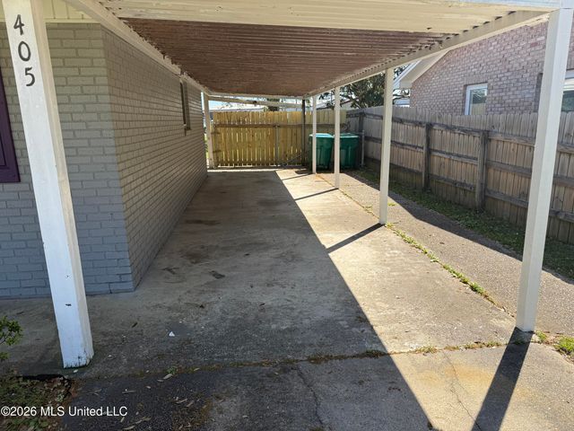 405 Mcguire Circle, Gulfport, MS 39507