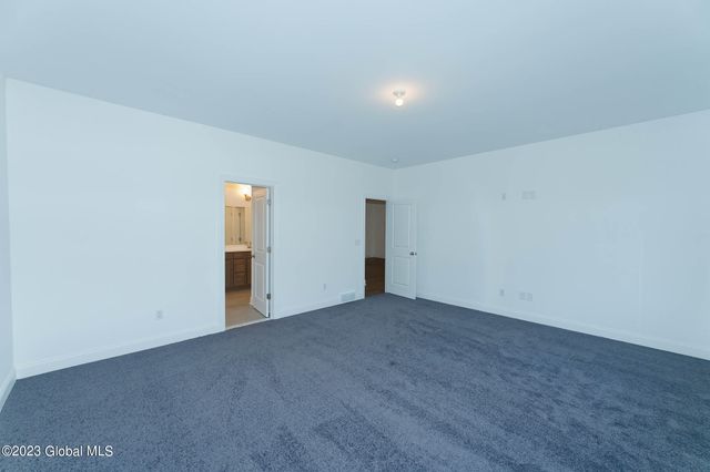 29 Tamarack Street, Ballston, NY 12019