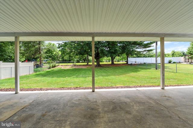 23 SHIRLEY DR, Middletown, PA 17057