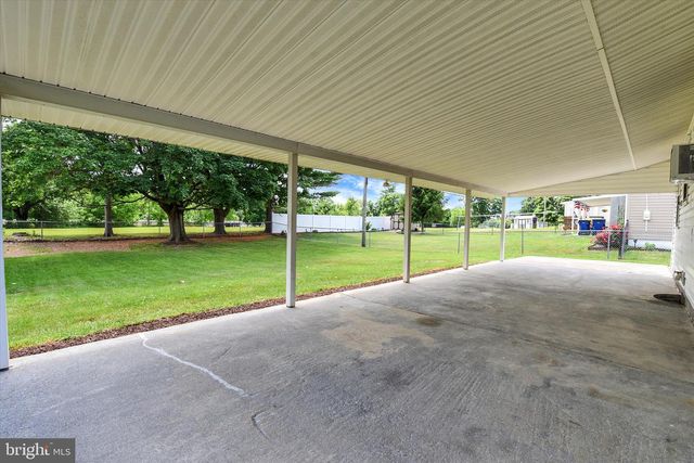 23 SHIRLEY DR, Middletown, PA 17057