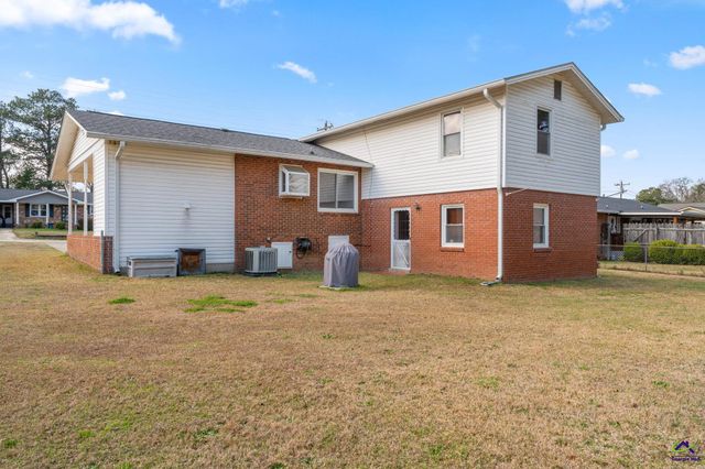 213 Self Street, Warner Robins, GA 31088