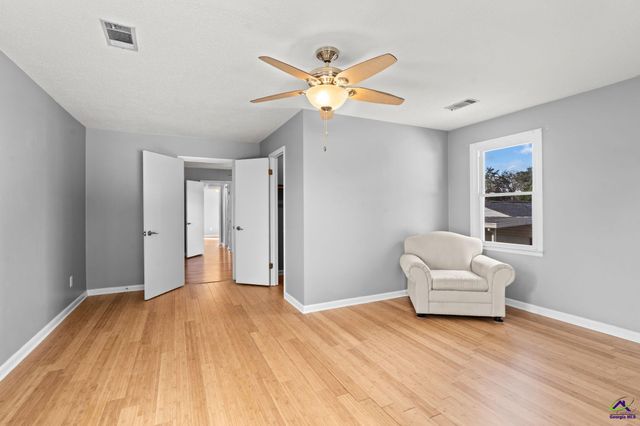 213 Self Street, Warner Robins, GA 31088