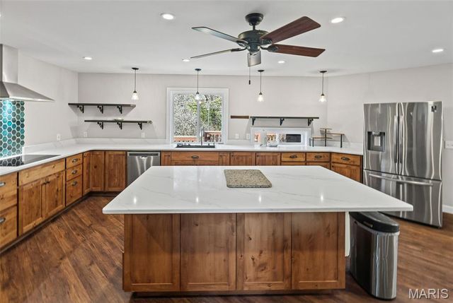 12 Summer Court, O'fallon, MO 63366