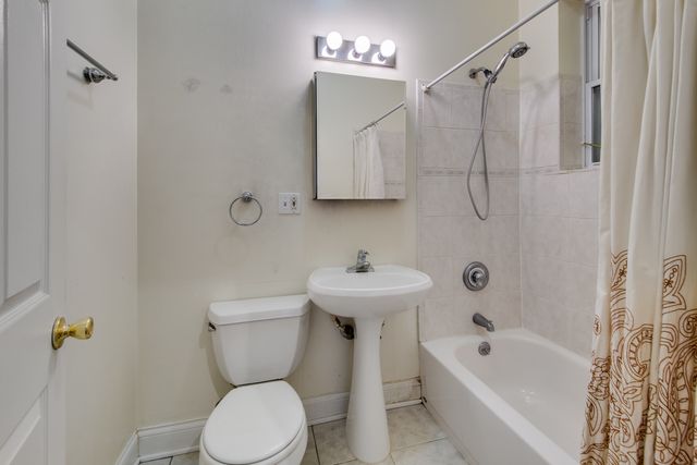 5207 S BLACKSTONE Avenue 1N, Chicago, IL 60615