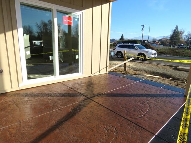 1322 Orchard Home Drive, Medford, OR 97501