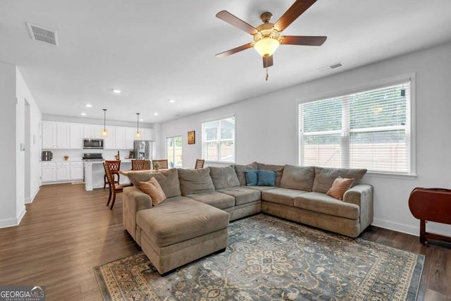 48 Park Chase Court, Dallas, GA 30132