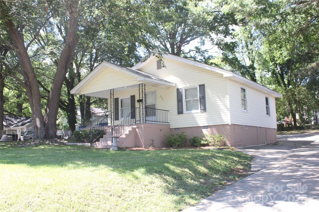 606 E 4th Avenue, Gastonia, NC 28054