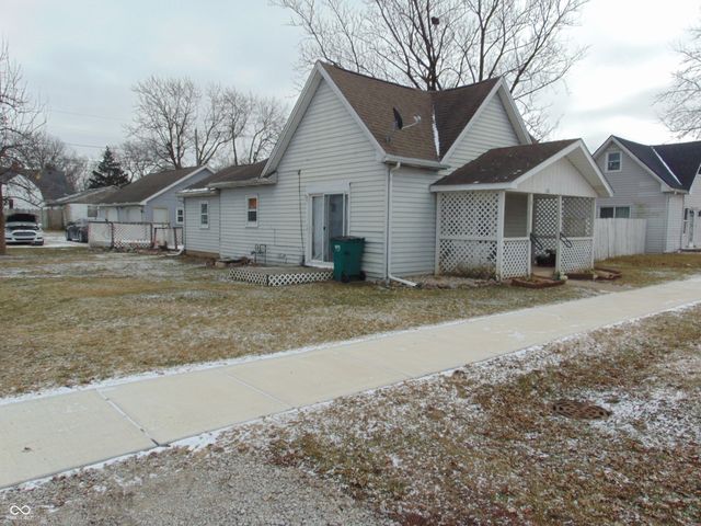 1121 S Meridian Street, Lebanon, IN 46052