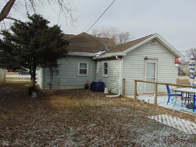 1121 S Meridian Street, Lebanon, IN 46052