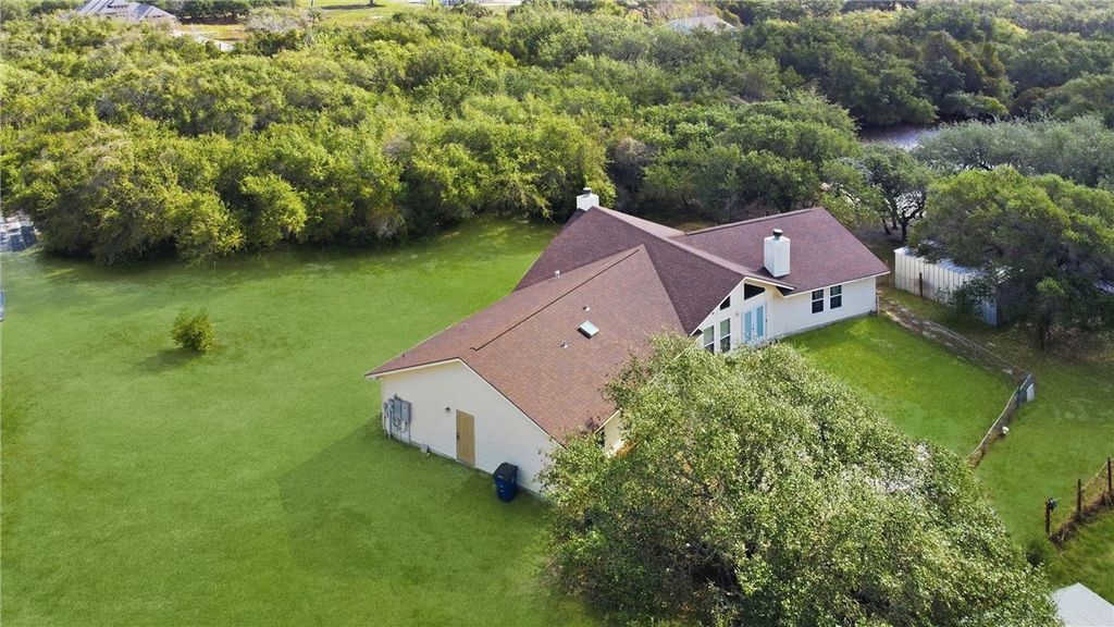1615 Mooney Lane, Ingleside, TX 78362 — photo 2