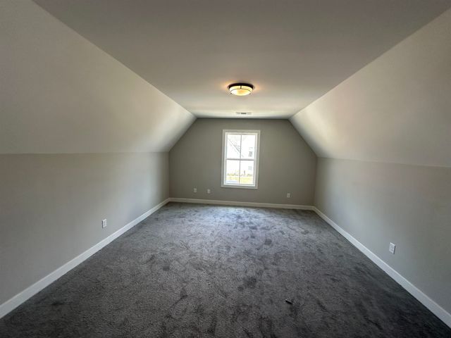 5295 BUTTERCUP LN, Lakeland, TN 38002