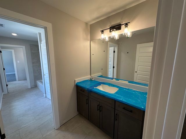 5295 BUTTERCUP LN, Lakeland, TN 38002